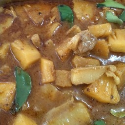 แกงหมู3ชั้นใส่สัปปะรด