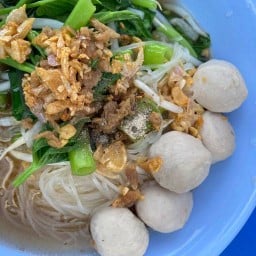 โกเด้ง โฮเด้ง ก๋วยเตี๋ยวหมู -เนื้อ ข้างเซเว่นสาย3