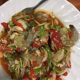 ยำกุ้งสดรสจัด