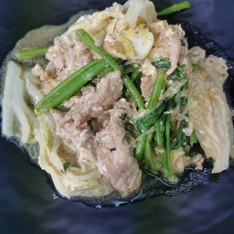 สุกี้แห้งหมูนุ่ม