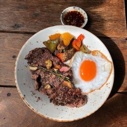 •ข้าวเนื้อเนื้อ (Recommended)