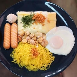 ข้าวพันผักอินดี้ ต้นตำรับเมืองลับแล ตลาดนัดโดมข้างโลตัสสามควายเผือก