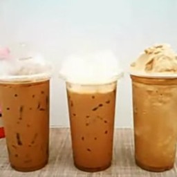 ร้านกาแฟพี่จินลูกชิ้นปิ้งบุฟเฟต์ผลไม้ดอง