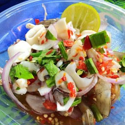 ยำกุ้งสด+ปลาหมึก