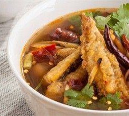 ต้มโคล้งปลากะพงทอด Tom Klong Sour Soup with SeaBass Filet Tamarind Flavour
