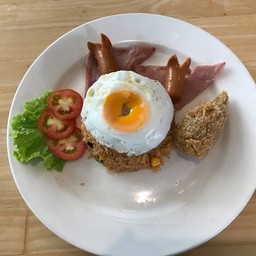 ข้าวผัดอเมริกัน