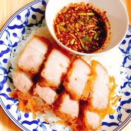หมูทอด 3 กอ