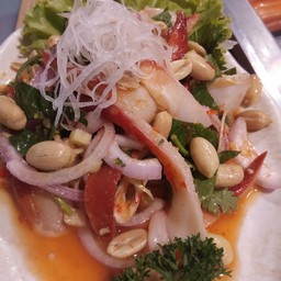 หอย ปีกนกยำไทย