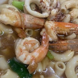 ราดหน้าทะเล