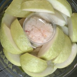 ฝรั่งหั่นชิ่น