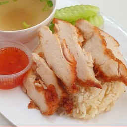 ข้าวมันไก่ทอด