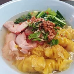 ก๋วยเตี๋ยวคุณยายอรุณี