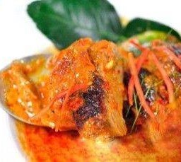 พะแนงเป็ดย่าง Mild Red Curry with Roasted Duck