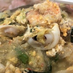 สุกี้น้ำ ทะเล (หมึก+กุ้ง)