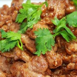 หมูทอดกระเทียม