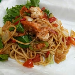 ฮาลาลสเต็กเฮาส์และทาโกยากิริมทาง