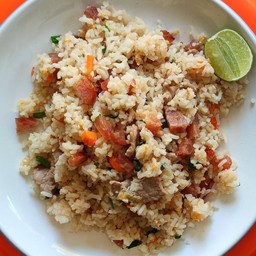 ข้าวผัดกุนเชียง