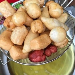 ลูกชิ้นทองสุข หนองหอย