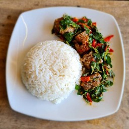 ข้าวราดกระเพราเนื้อเปื่อย