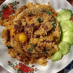 ข้าวกะเพรารังไข่คลุก