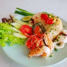 ข้าวผัดทะเล