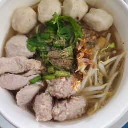 ก๋วยเตี๋ยวหมูภัณชา
