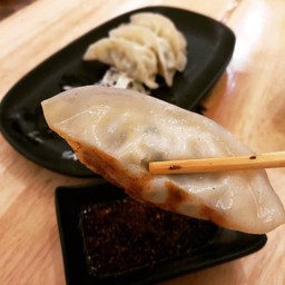 เกี๊ยวซ่าย่าง