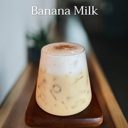 นมกล้วย เย็น Banana Milk