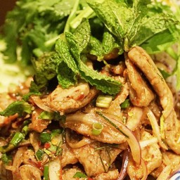 น้ำตกหมู