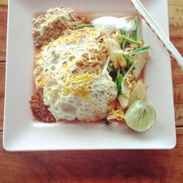 ร้านผัดไทกุ้งสด