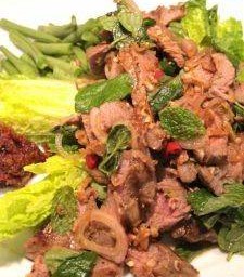 น้ำตกเนื้อ