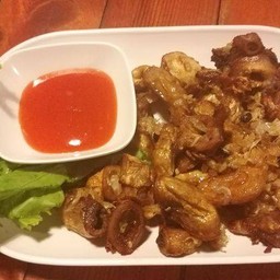 ไส้อ่อนทอดกระเทียม