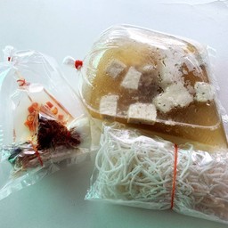 ก๋วยจั๊บญวน-แยกเส้นต้มเอง