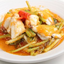 เนื้อปูผัดไข่เค็ม