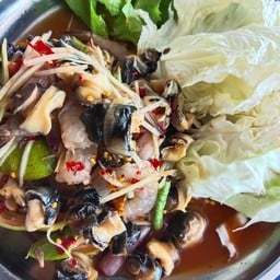 ตำหอยเชอรี่กุ้งสด พิเศษ
