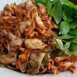 ยำกบ