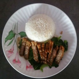 หมูกรอบทอด
