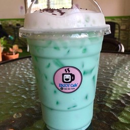 นมมิ้น เย็น