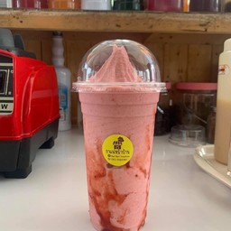 สตอเบอร์รี่นมสดปั่น