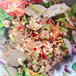 ยำวุ้นเส้น หมูสับ หมูยอ