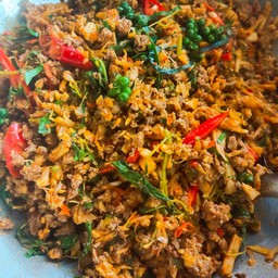ผัดเผ็ดนกกระทา