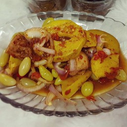 ยำผลไม้ดองรวมน้ำปลาหวาน