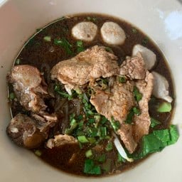 สมใจปากอยากกินก๋วยเตี๋ยวเรืออยุธยา