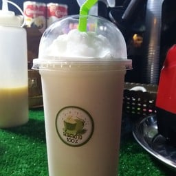 มะพร้าวปั่นนมสด บางกรวย