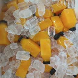 น้ำส้มคั้นสด