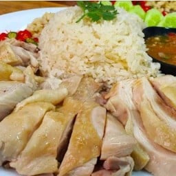 เอกข้าวมันไก่_สนามกลางหาดใหญ่