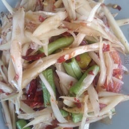 ร้านลาบบึงกาฬ ไก่อบโอ่ง เจ้กุ้ง สัตหีบ