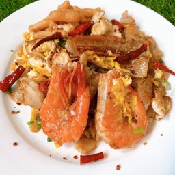 ก๋วยเตี๋ยวคั่วนรก รวมมิตร