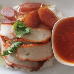 ข้าวมันหมูเเดง