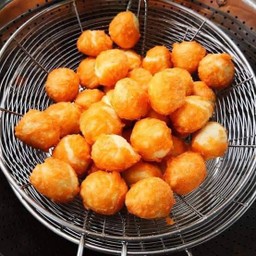 ลูกชิ้นเต้าหู้หมู